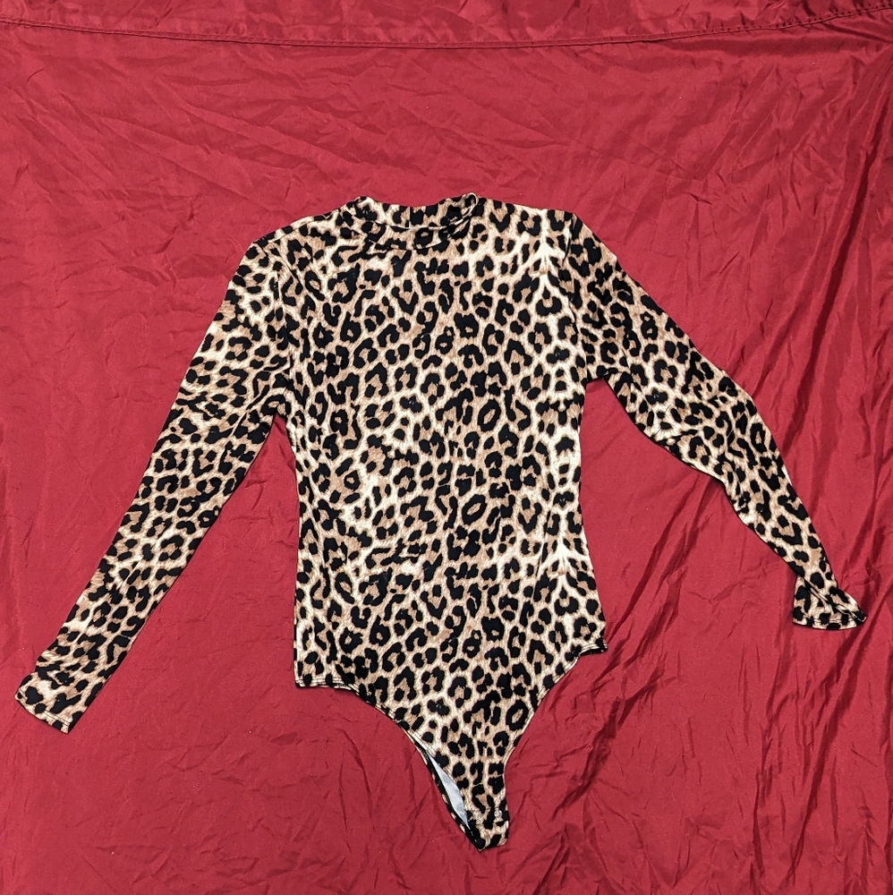 Large Popular 21 Women's Bodysuit